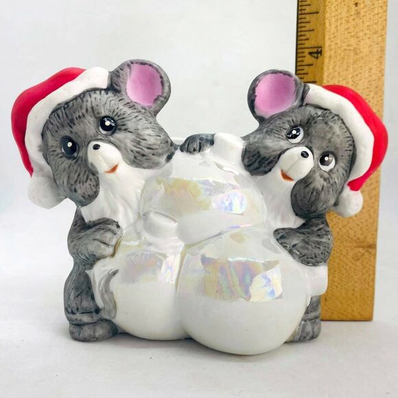 Vintage Mice Table Napkin Holder Christmas  House of Lloyd Around The World 1986 - Picture 10 of 10
